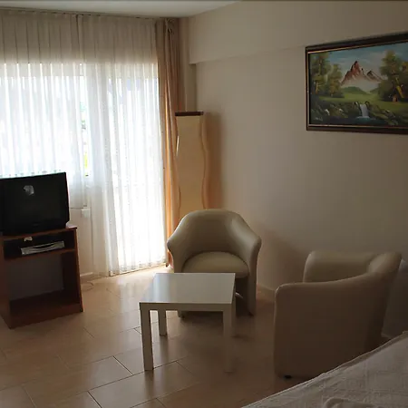 فندق Altinyaz 3*