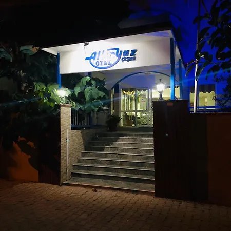 Altinyaz Готель