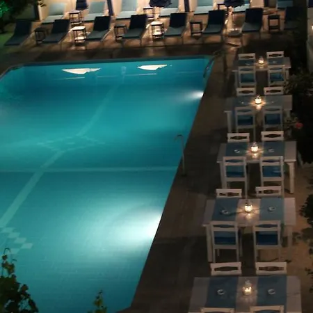 فندق Altinyaz 3*