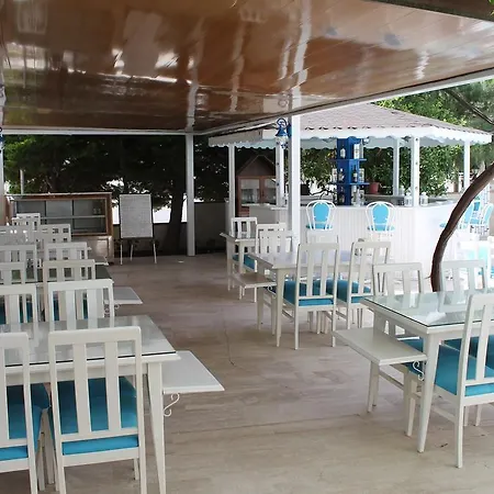 فندق Altinyaz 3*