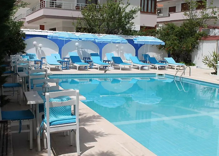 Altinyaz Hotell Çeşme